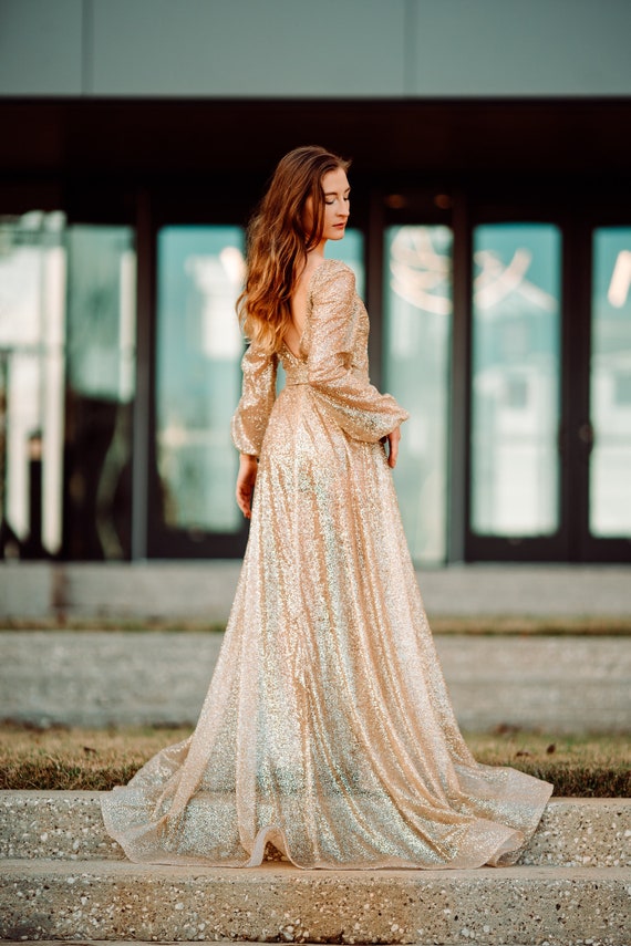 Plus Size Champagne Long Sleeve Sophisticated Goddess Gown – Unique Vintage