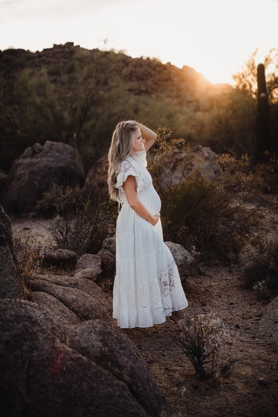 lace breastfeeding dress