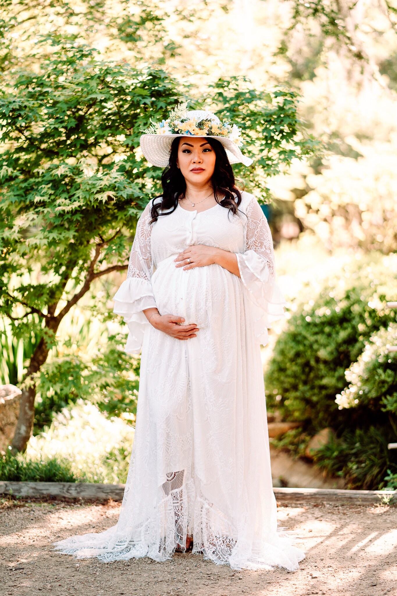 flowy dresses for maternity pictures