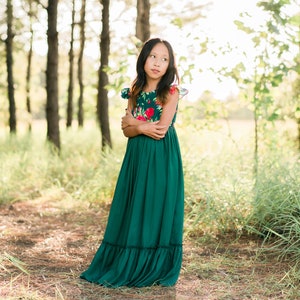 Petite Fille Robe de Fête de Fête pour Photoshoot vintage Inspired Toddler Noël Maxi Robe Vert & Rouge Imprimé Floral EMMA image 8