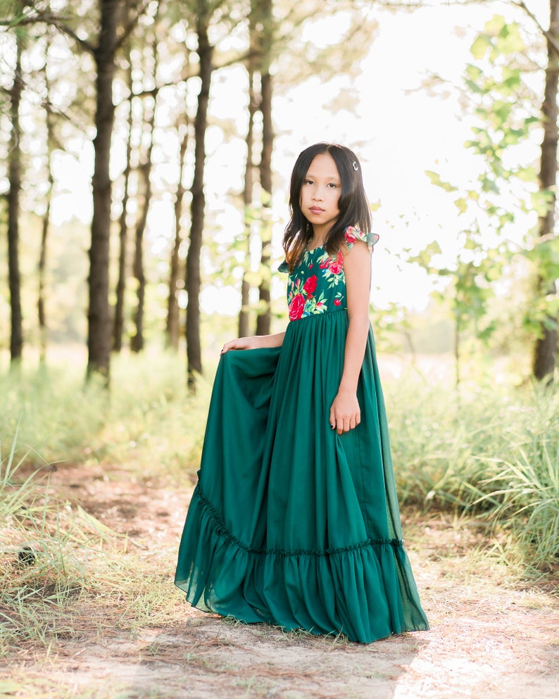 Petite Fille Robe de Fête de Fête pour Photoshoot vintage Inspired Toddler Noël Maxi Robe Vert & Rouge Imprimé Floral EMMA image 1