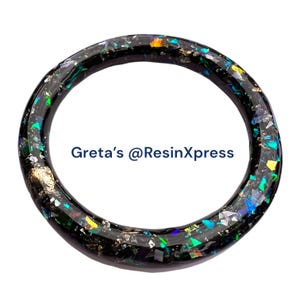 Midnight Cobalt – Thin Round Resin Bangle with Holographic Flakes and Gold Foil in Deep Blue-Black - 6cm Inner Width - by ResinXpress