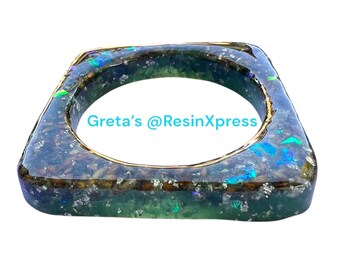 Lavender Resin Bangle with Holographic Green Flakes – Botanical Square Bracelet