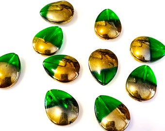 10 perles en verre en forme de larme 20x16x6 mm Vert