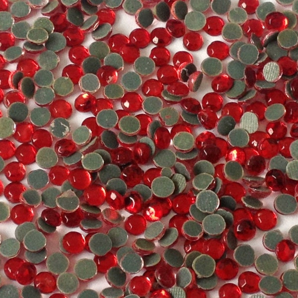 3000 Hotfix Resin Rhinestones, Iron On Flat Back Rhinestones 4mm Red