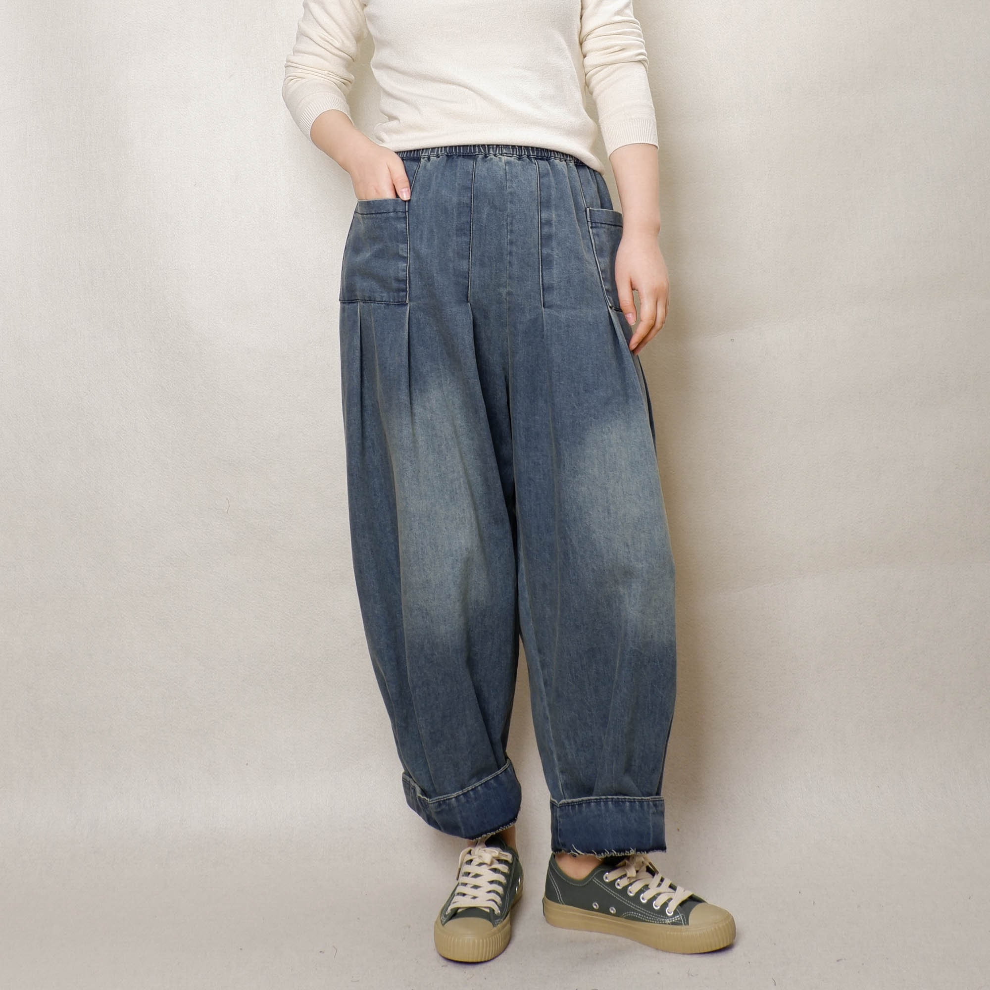 Loose Fitting Jeans -  Ireland