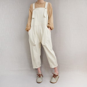 Retro Women's Leisure Suspender Trousers Overalls Loose Cotton Linen Short Pants Retro Women's Leisure Suspender Trousers Overalls Loose Cotton Linen Short Pants