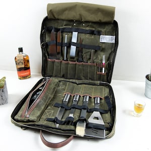 BBQ Storage Case for Knives, Utensils and Accessories, Barbecue Gadgets Tool Roll, Durable Waxed Canvas Waterproof Bag for Outdoor Cooking