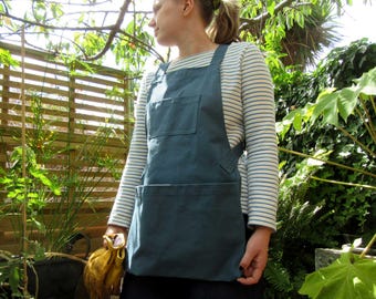 Canvas Harvesting Pouch Apron. Short Length with Adjustable Cross Back Straps for Gardeners. Teal