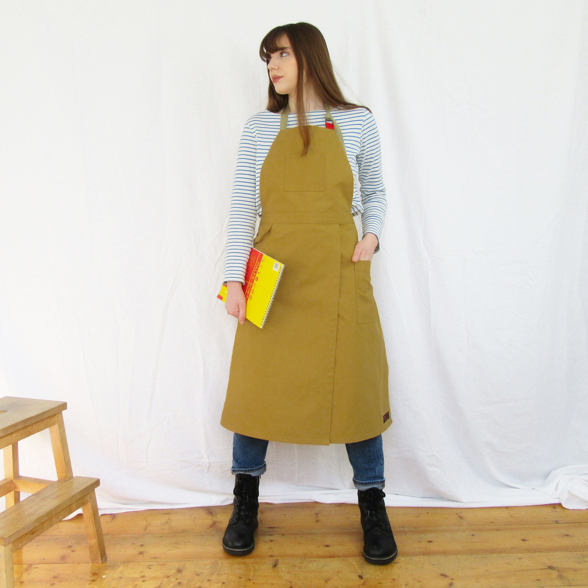 9/28まで　Trois Sanglier apron [beige] Amazon.com: Under NY Sky Pottery Beige Apron - Full Cover