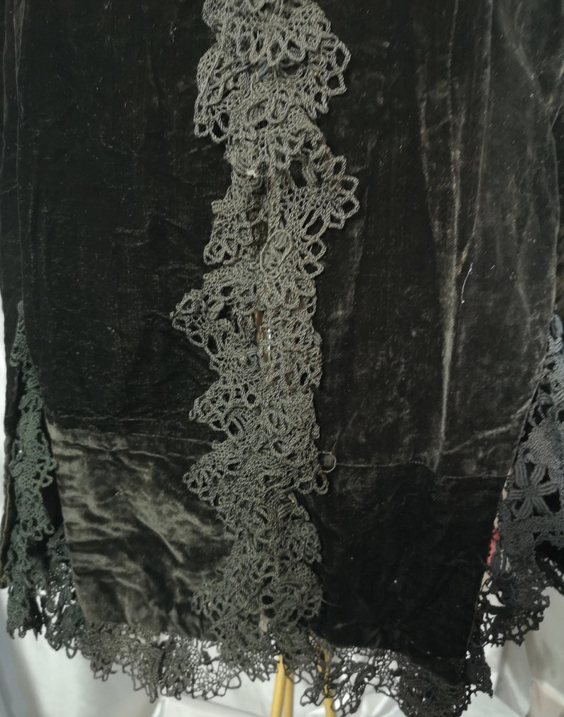Victorian velvet mourning Cape antique Cape silk lined black velvet crochet and bow
