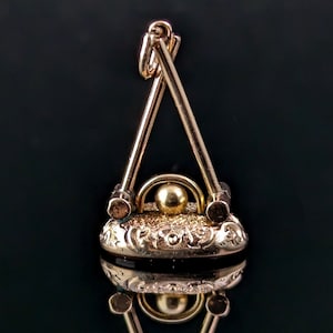 Antique 9ct gold Croquet seal fob pendant, Carnelian