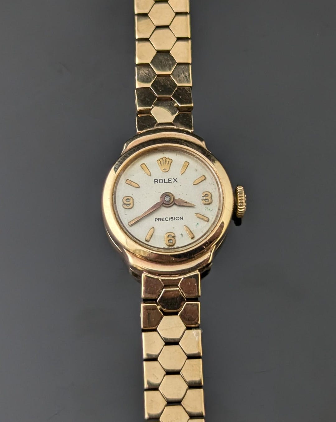 Reserved*** Vintage Ladies 9ct Gold Rolex Precision Wristwatch