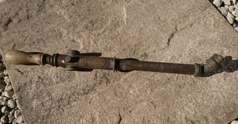 The Everest Vintage garden spray pump 1930/'s garden tools