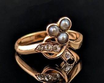 Anillo victoriano antiguo con forma de trébol, diamantes y perlas, oro rosa de 18 quilates