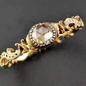 Antique Georgian Diamond solitaire ring, White and black enamel, 18th century