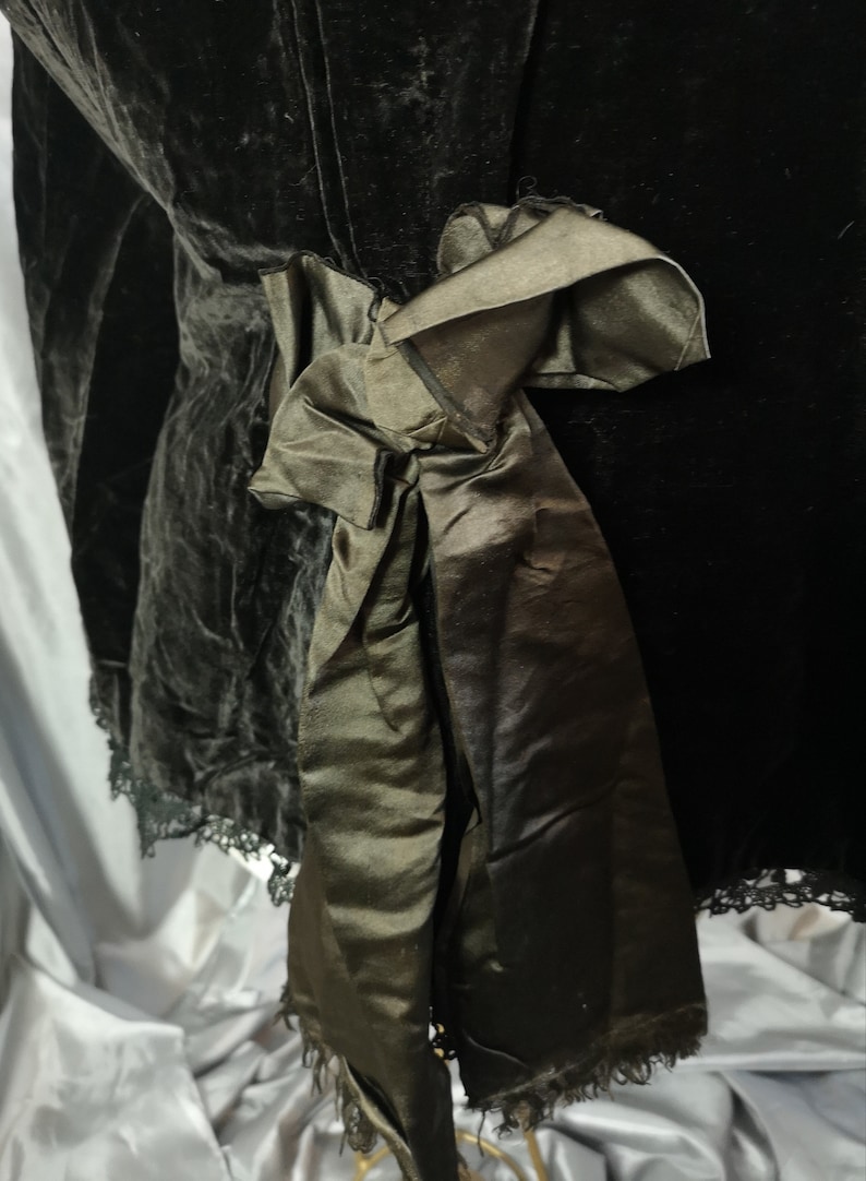 Victorian velvet mourning Cape antique Cape silk lined black velvet crochet and bow