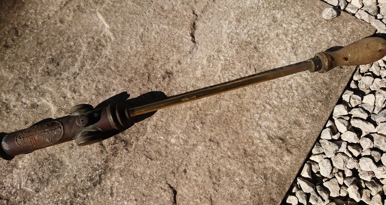 The Everest Vintage garden spray pump 1930/'s garden tools