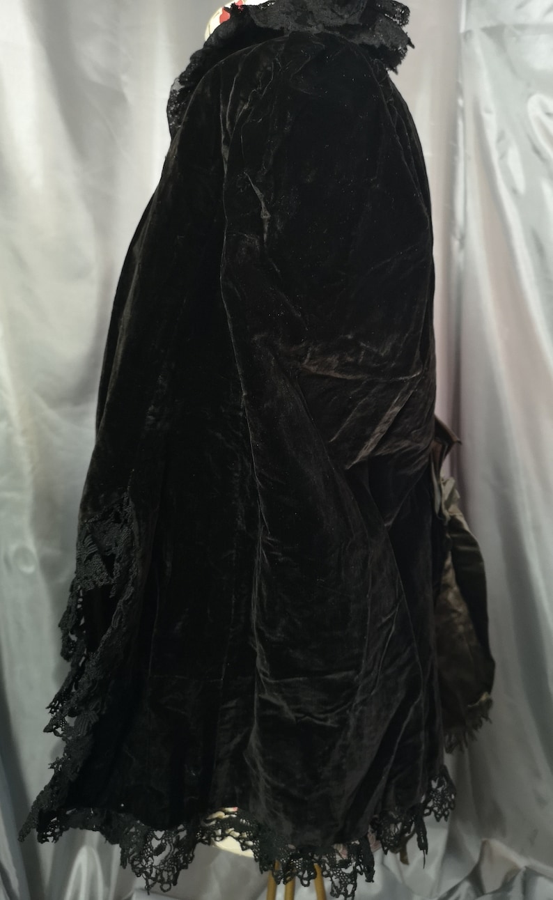 Victorian velvet mourning Cape antique Cape silk lined black velvet crochet and bow