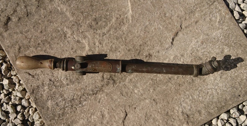 The Everest Vintage garden spray pump 1930/'s garden tools