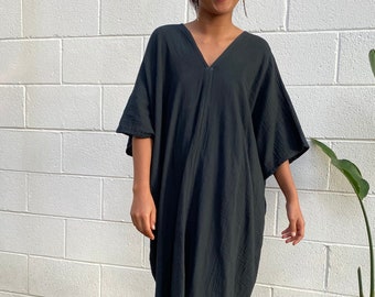 DS-1 Black Midi kaftan One size plus Double gauze