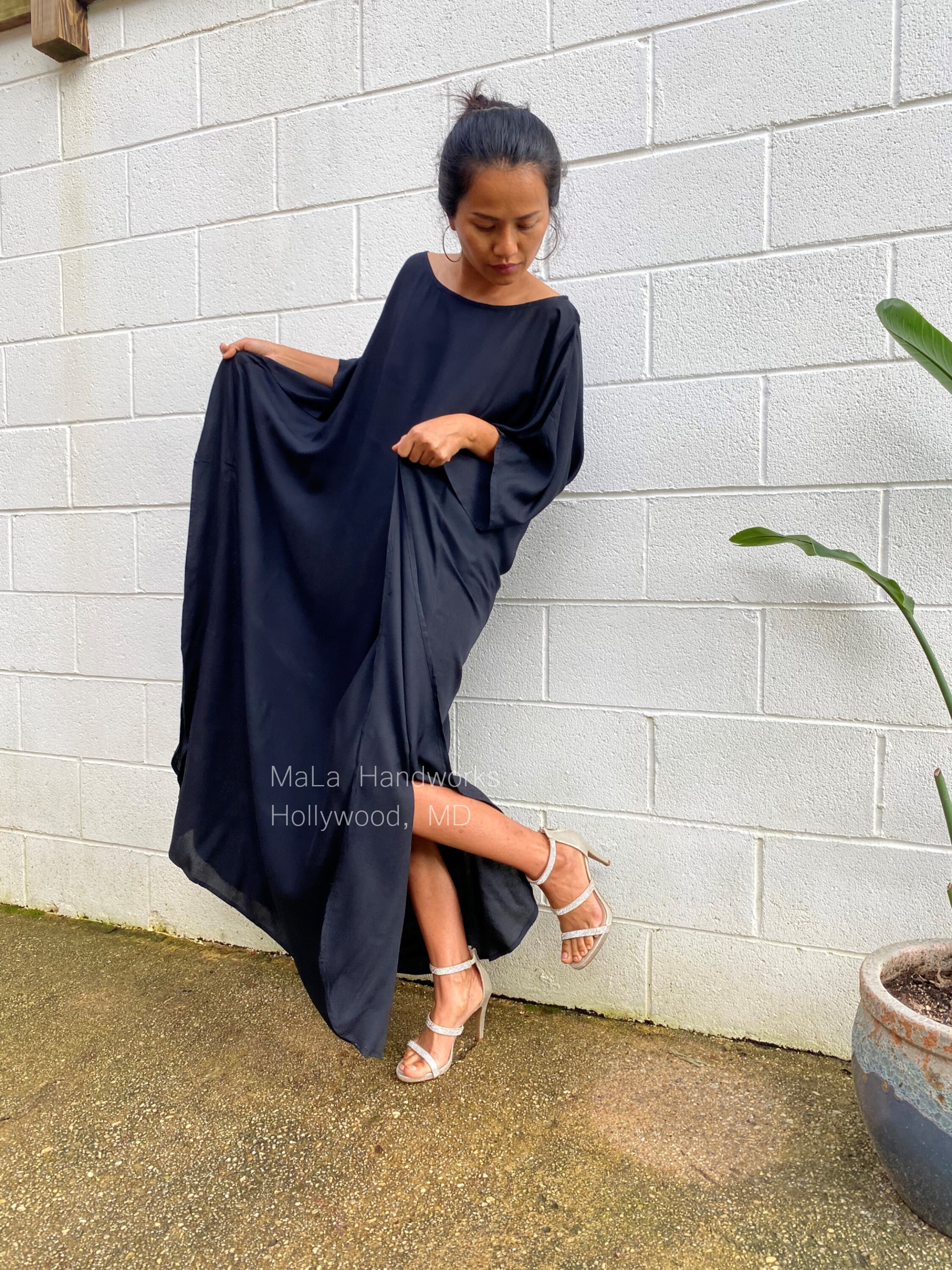 Bateau Neck Kaftan in Red Etron main image 1