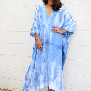 RC. Indigo Elegant Kaftan, Indigo kaftan, Caftan, Vestido Kaftan, Vestido blanco, Talla única para todos los kaftan, Caftan, Encubrimiento de playa, Vestido de cóctel imagen 3