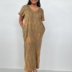 crepe knit daisy dress Daisy Crepe Dress With Embroidery – Gina Bacconi