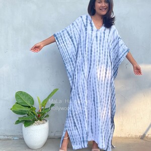 AA-13 White w/ Gray Tie Dye Kaftan, beach, resort, vacation, cruise, pool, lounge, home, work at home