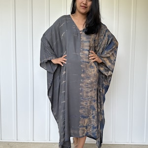 B-8 Dark Gray Kaftan tie dye w/Blue Front Button, caftan, beach, resort, vacation, cruise, pool, party, lounge, home, work at home