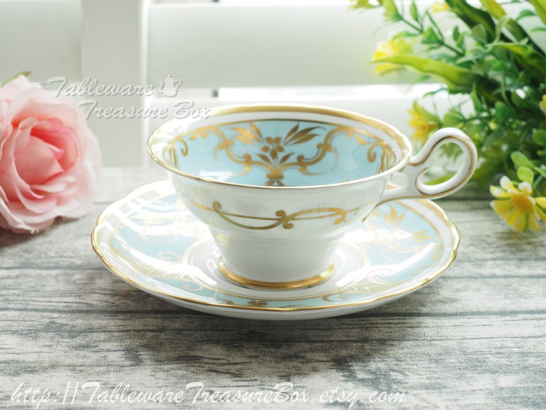 Grosvenor Melrose Artisan Signed Teacup and Saucer image 4