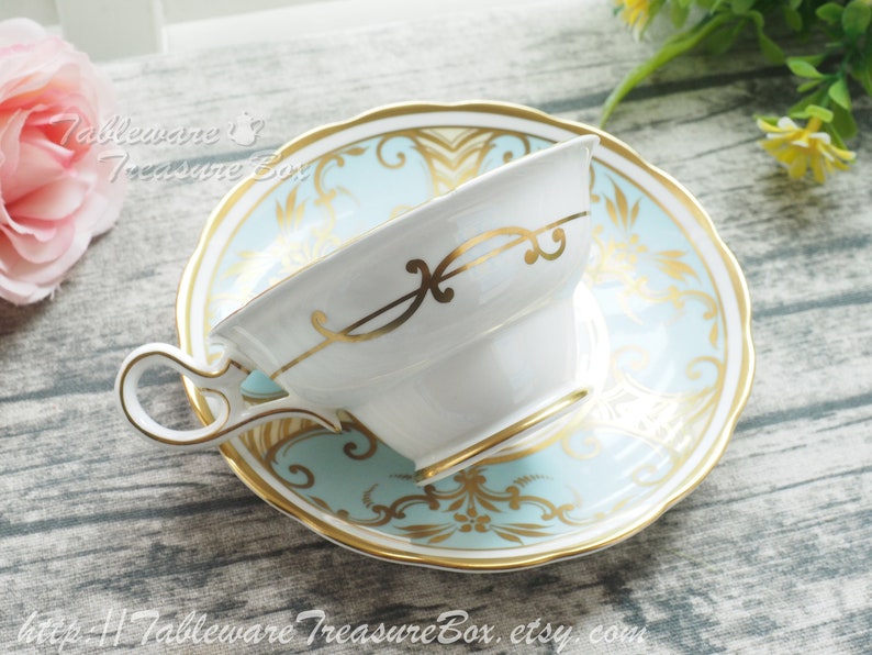 Grosvenor Melrose Artisan Signed Teacup and Saucer image 5