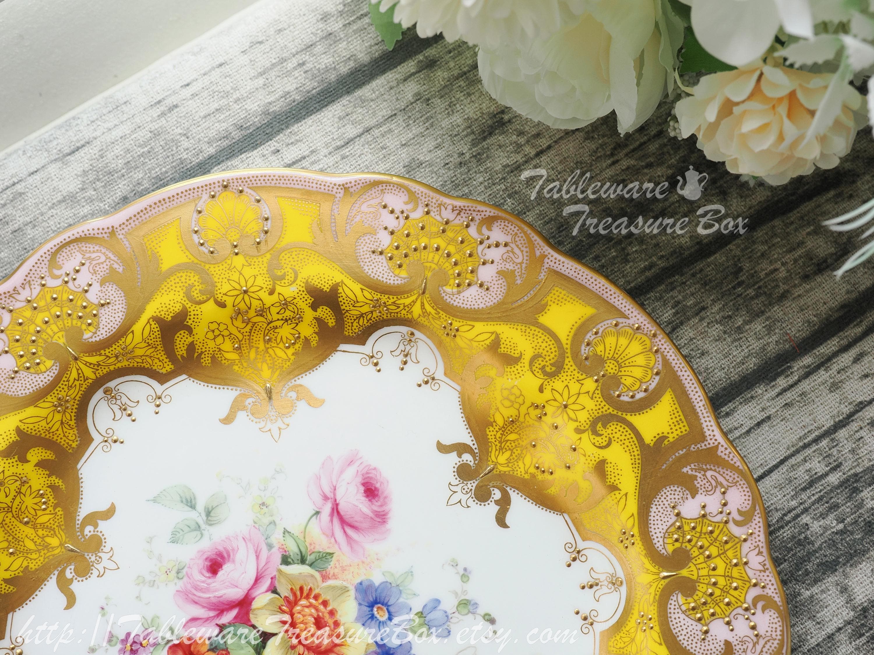 ロイヤルウースター キャビネットプレート 手描きの花模様 刻印あり