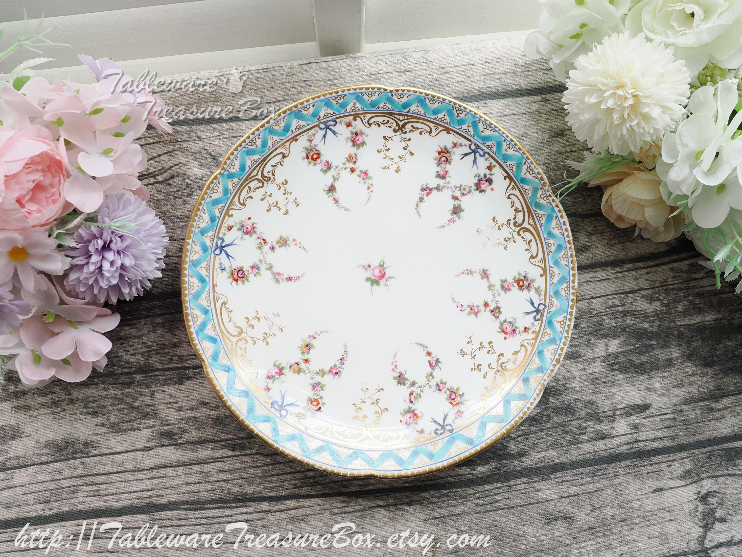 花柄リボン装飾の陶磁器皿アンティーク