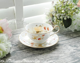 Wedgwood XY550 Strawberry Teacup and Saucer