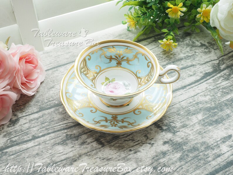 Grosvenor Melrose Artisan Signed Teacup and Saucer image 2