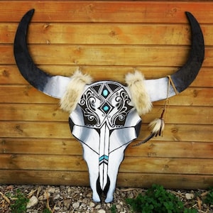 wood craft, bull skull,  Tribal painted Cow Skull , wall mounted tribal skull, Skull, Buffalo Skull, cow skull ,bull Head Decoration