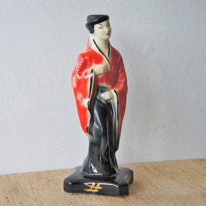 50s Chalkware Geisha Figurine/ Fuhry Bros Mid Century Chinoiserie