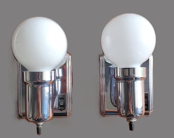 30&#39;s Art Deco Bathroom Sconces/ Vintage Chrome Vanity Lights/ Wall Lighting Pair/ Salvaged House Parts/ Pre War Light Fixtures