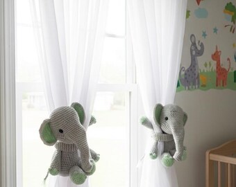 Crochet Elephant Curtain Tieback: Nursery Decor