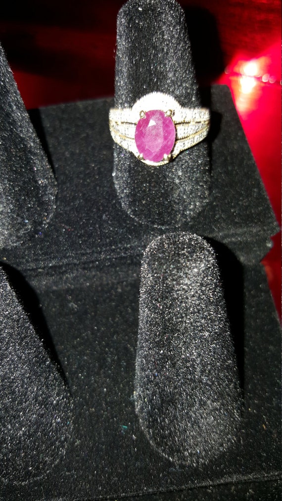 10k Yellow Gold Ruby Ring - image 1