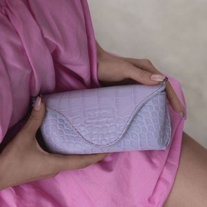 Custodia per occhiali in pelle viola / Portaocchiali con iniziali personalizzate / Regalo per donne / Altri colori