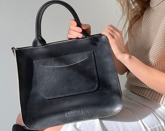 Leather handbag for women, Elegant bag for work, Modern urban handbag with 2 handles, Hand-crafted leather bag, Custom color.