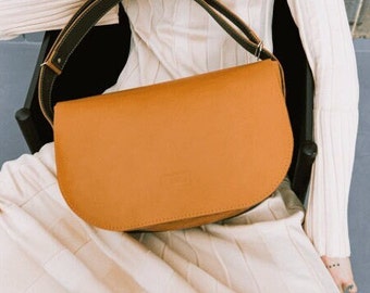 Shoulder bag for women, Leather handbag for work, Crossbody bag, Custom color available.