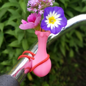 1x Vase vélo pour votre vélo avec un classeur élastique coloré. Décoration de vélo. Petit cadeau pour un motard. Module complémentaire de vélo unique. image 1