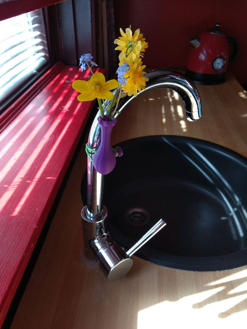 Kitchen tap vase