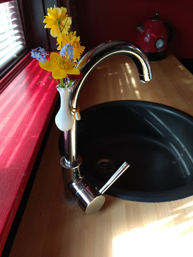 Kitchen tap vase