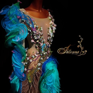 Floral Fantasy Outfit Forest-inspired Gown Botanical Gown Floral Wood Texture Dress for Photo Shoots and Special Events Tree dress Attire