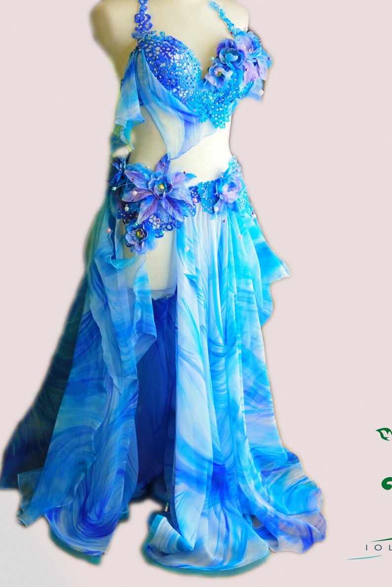Hand Dyed Sky Blue Belly Dance Costume, Professional Dancewear With 3d