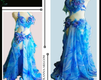 Hand dyed sky blue belly dance costume, professional dancewear with 3d flowers, custom long slit skirt, oriental dance set with guipure lace